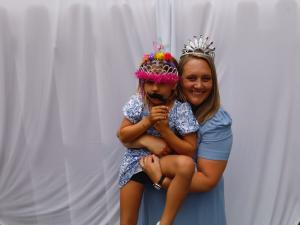 Ellison photo 195