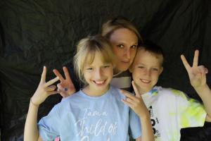 Family Praise photo 4