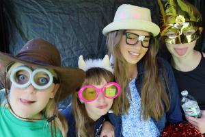 Family Praise photo 42