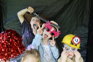 Family Praise photo 67