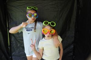 Family Praise photo 107