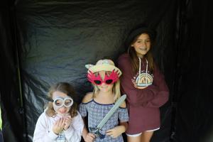 Family Praise photo 151