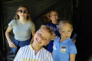 Family Praise photo 255