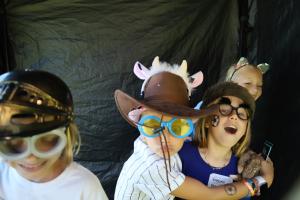 Family Praise photo 311