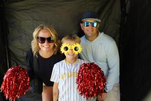 Family Praise photo 344