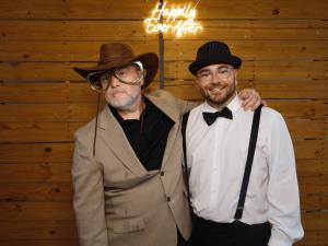 Schram photo 61