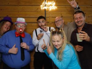 Schram photo 72