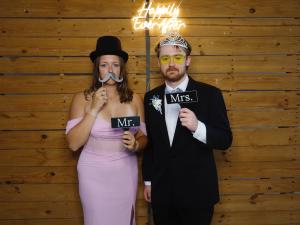 Schram photo 84
