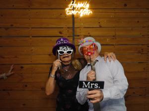 Schram photo 95