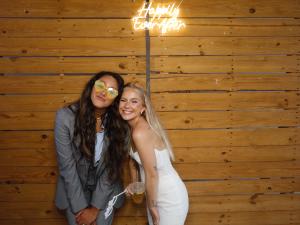 Schram photo 122