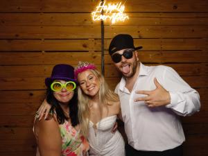 Schram photo 222