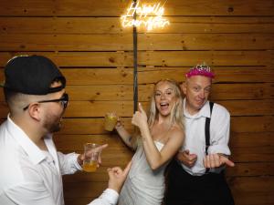 Schram photo 227